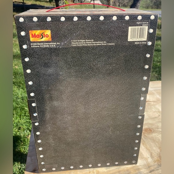 Harley-Davidson Motorcycle Model Set - Picture 6 of 11